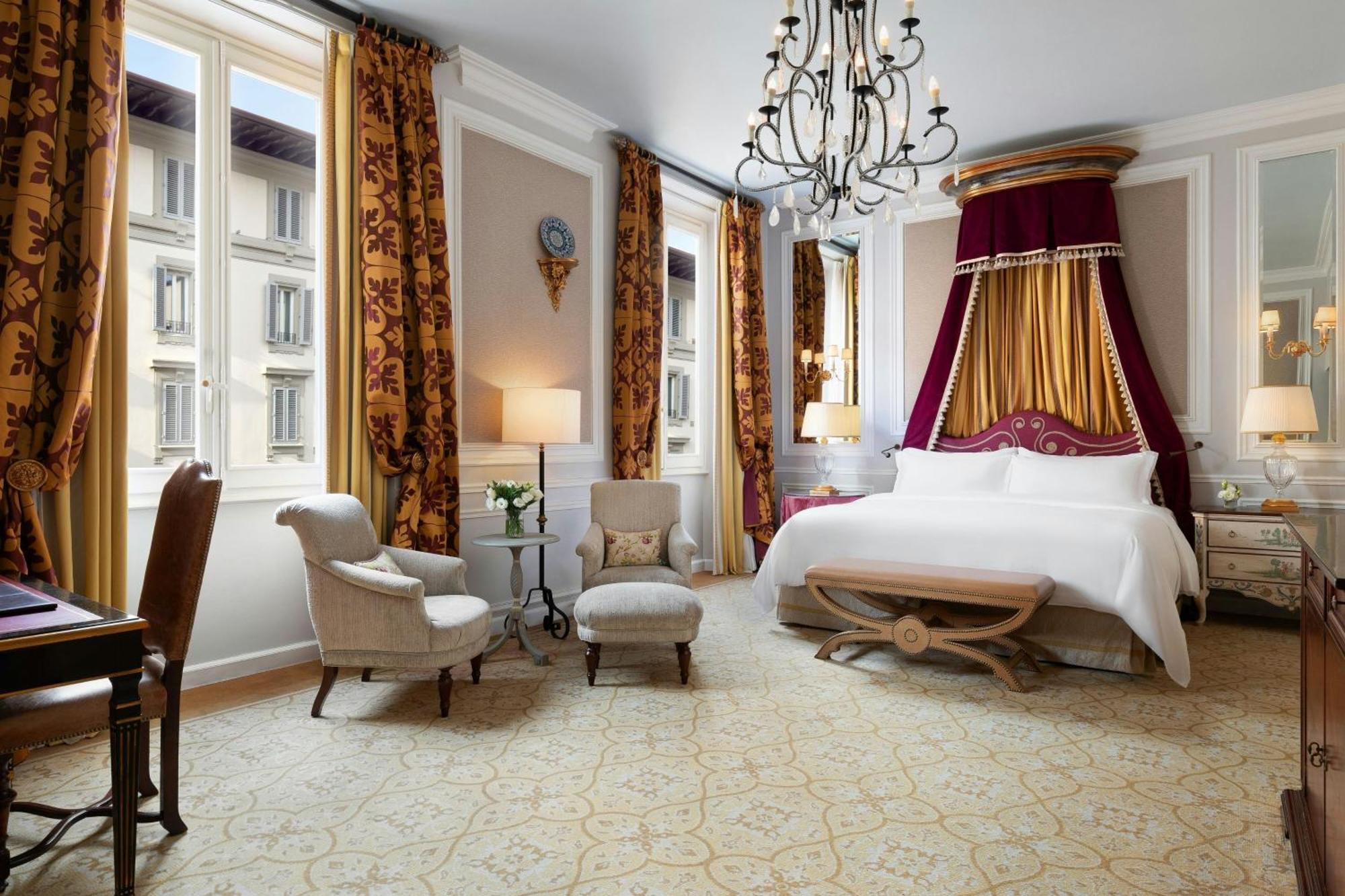 The St. Regis 5*